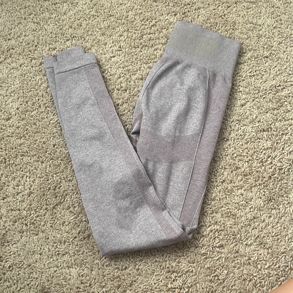 GYMSHARK LEGGINGS